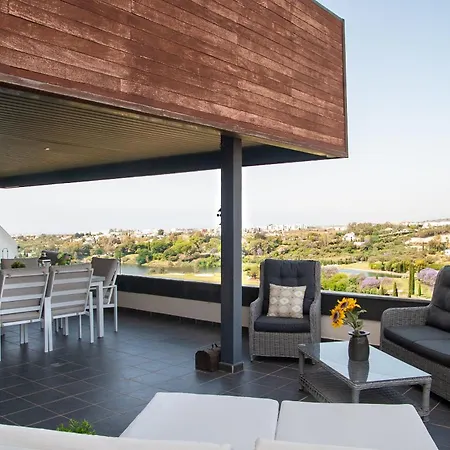 Halo - Luxury 2b Apt With Pool Close To Flamingos Golf