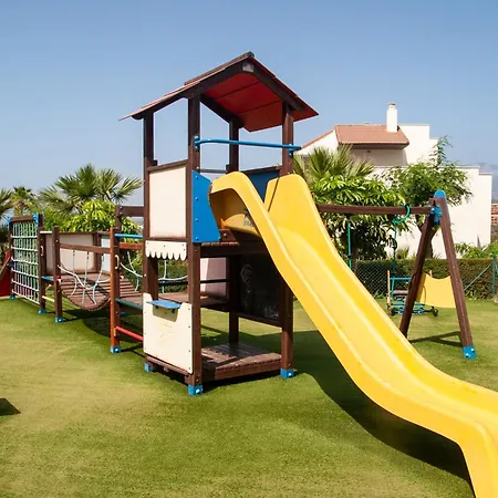 Halo - Luxury 2b Apt With Pool Close To Flamingos Golf 埃斯特波纳